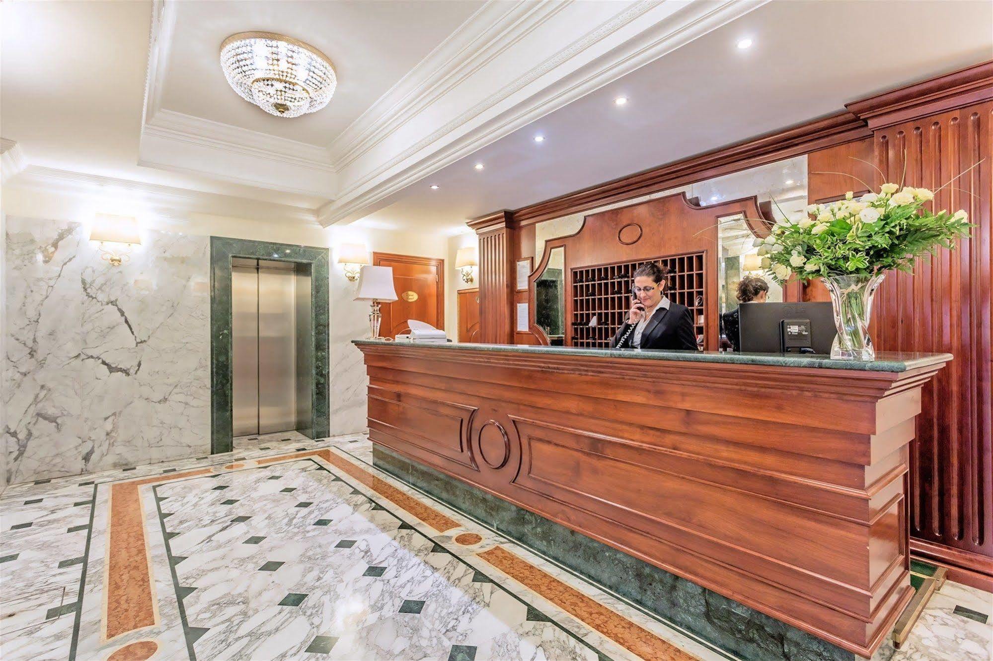 Raeli Hotel Regio Řím Exteriér fotografie